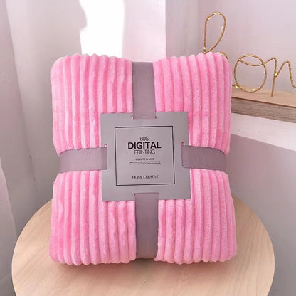 Dovira - weiche Fleece Kuscheldecke